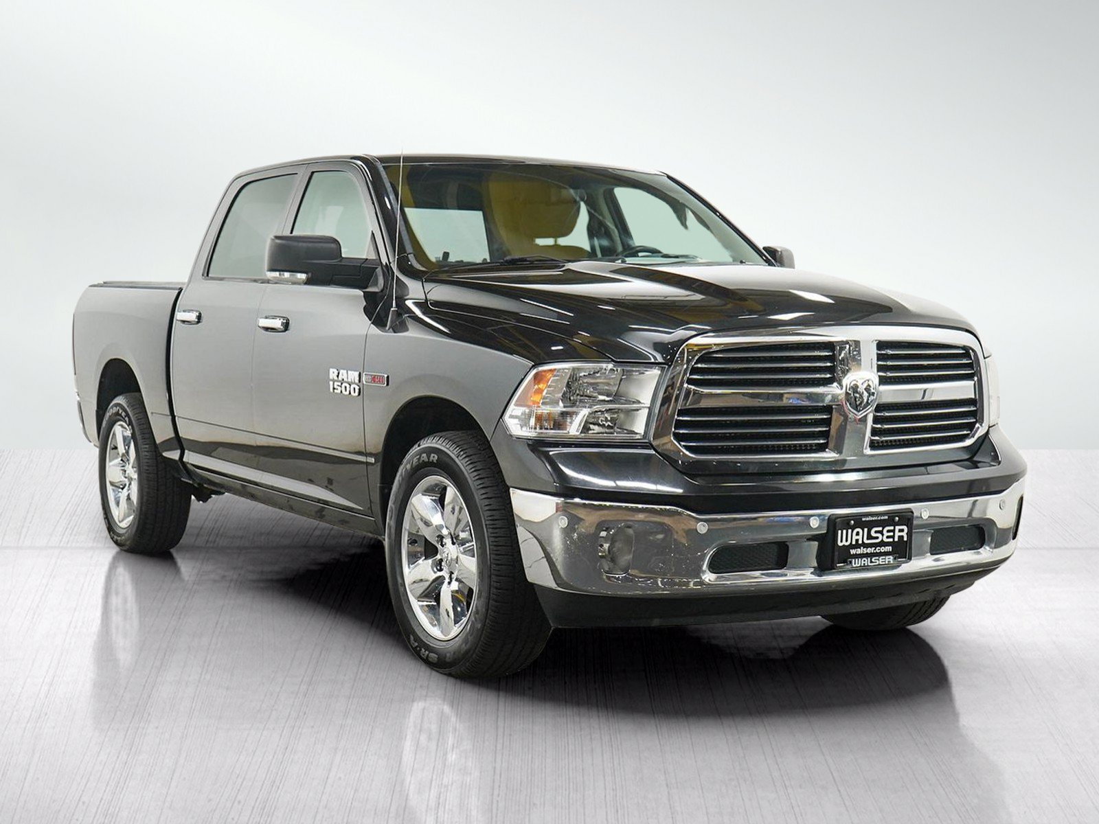 Used 2016 Brilliant Black Crystal Pearlcoat Ram Big Horn image 7