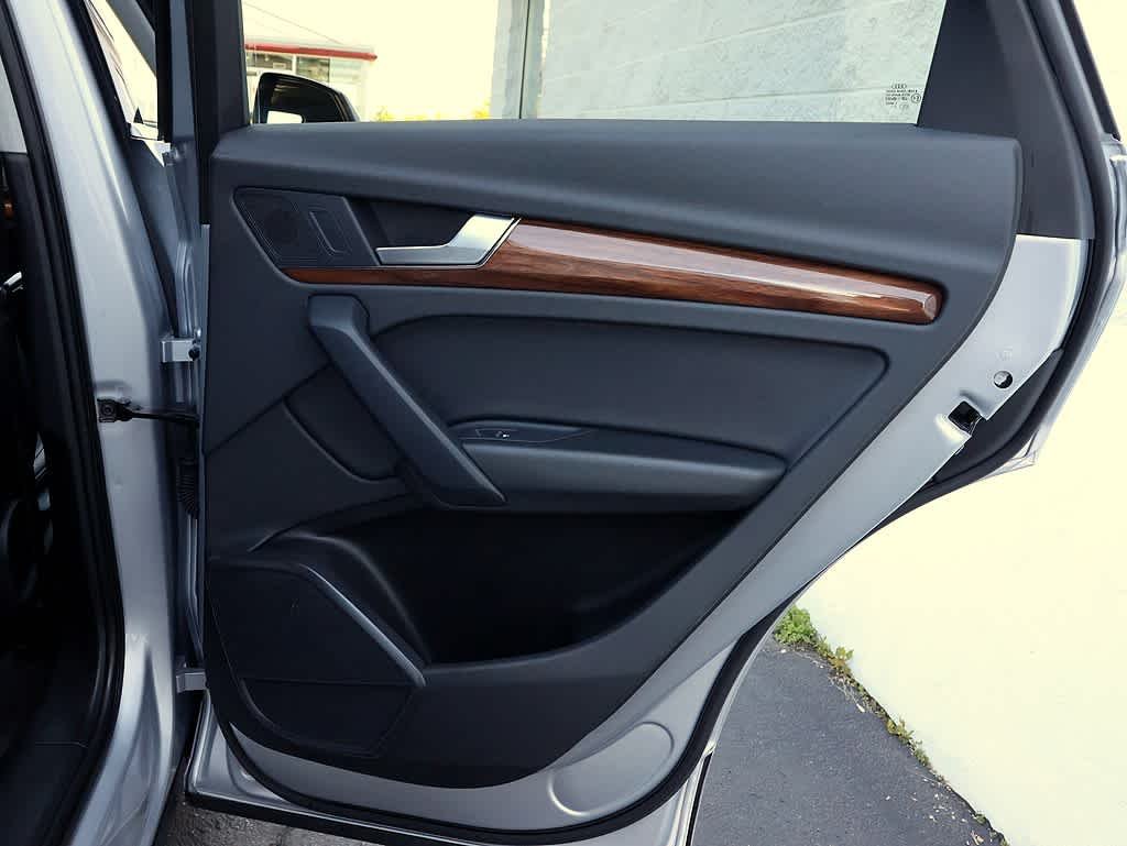 2023 Audi Q5 Premium - Photo 27
