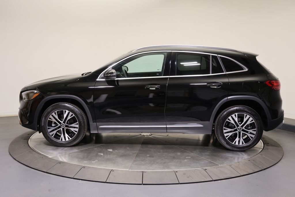 Certified Used 2026 Night Black Mercedes-Benz GLA 250 image 4