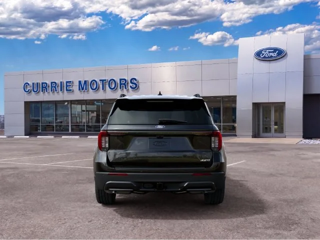 New 2027 Agate Black Metallic Ford ST-Line image 7