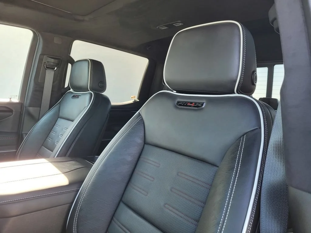 2026 GMC Sierra 1500 AT4X - Photo 11