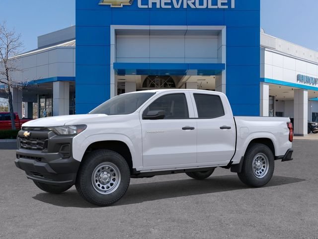 New 2026 Summit White Chevrolet WT image 3