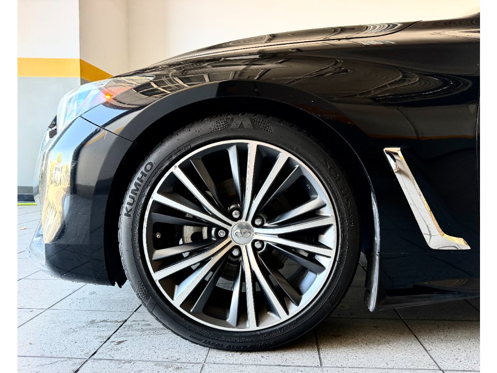 Used 2019 Black Obsidian INFINITI 3.0t PURE image 3