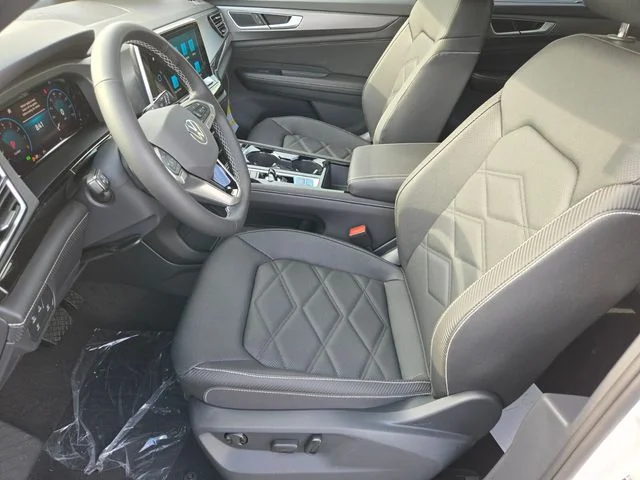 2026 Volkswagen Atlas Cross Sport SE w/Tech - Photo 6