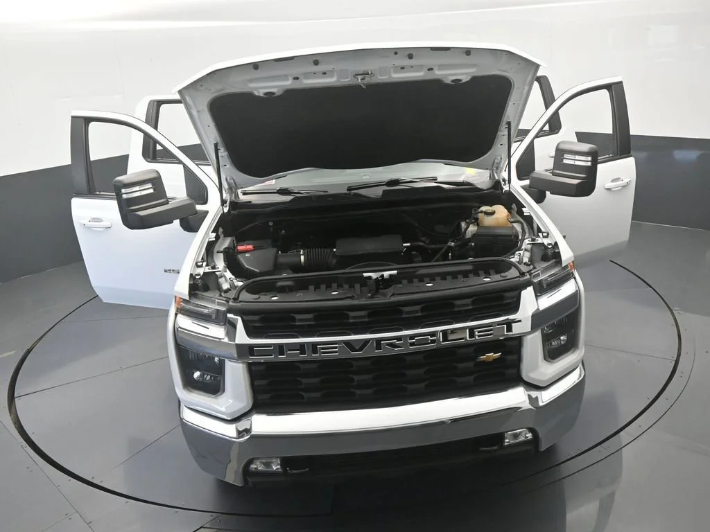 Used 2022 Summit White Chevrolet LT image 66