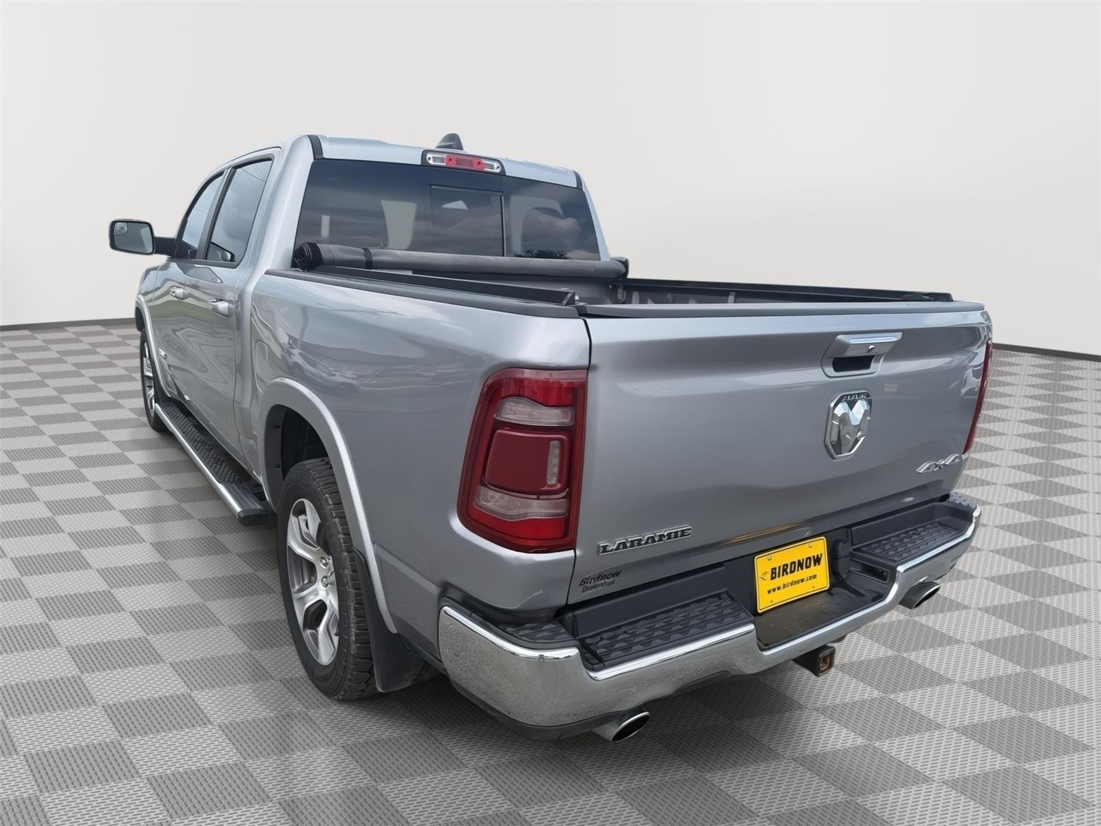 Used 2021 Billet Silver Metallic Clearcoat Ram Laramie image 3
