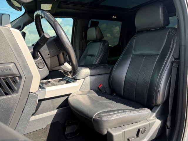 Used 2022 Silver Ford LARIAT image 13