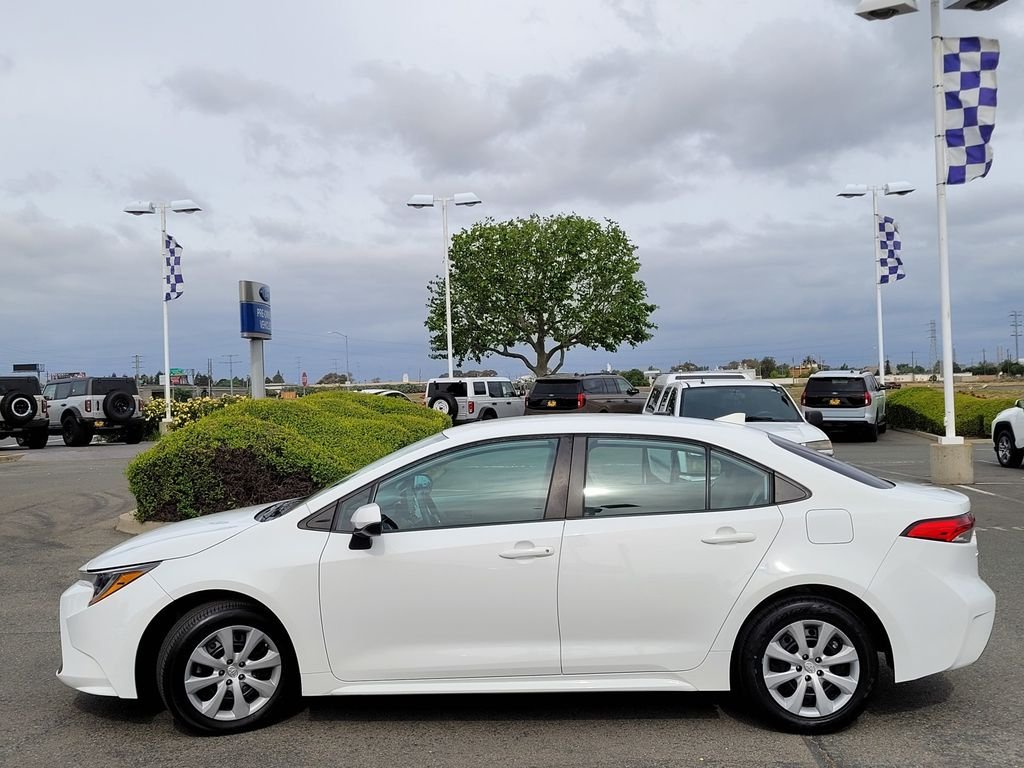2022 Toyota Corolla LE - Photo 7