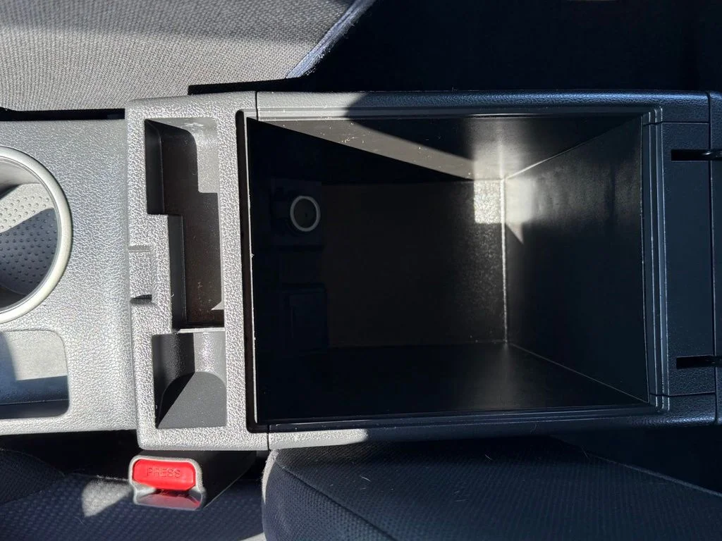 Used 2014 White Nissan S image 20