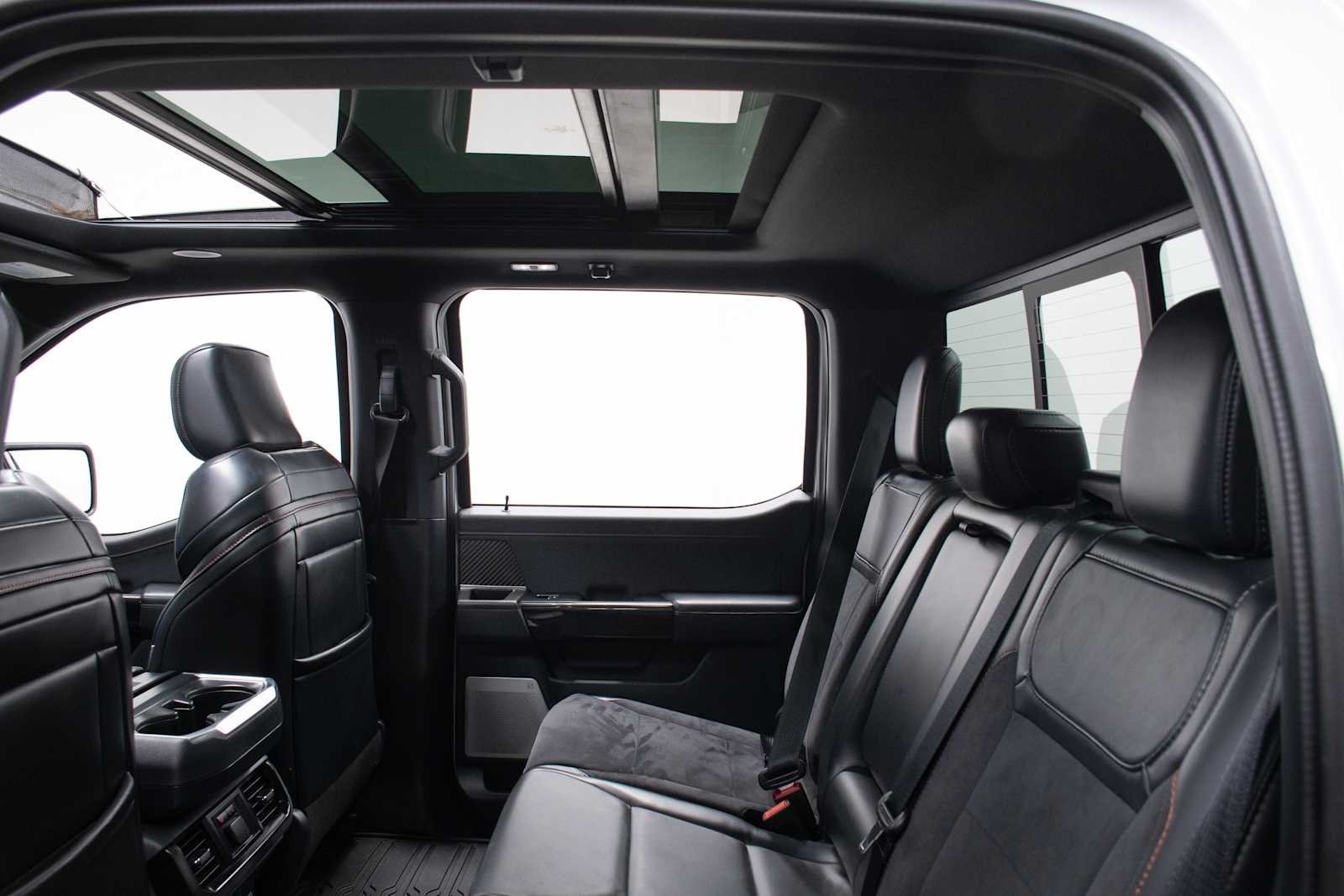 2023 Ford F-150 Raptor - Photo 13