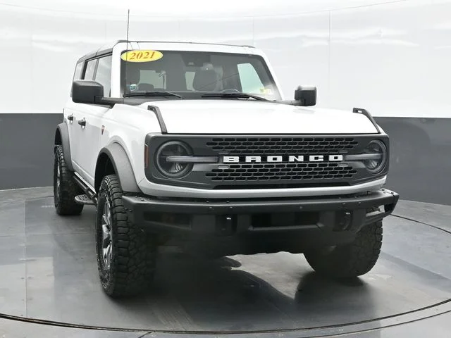 Used 2021 White Ford Badlands image 6