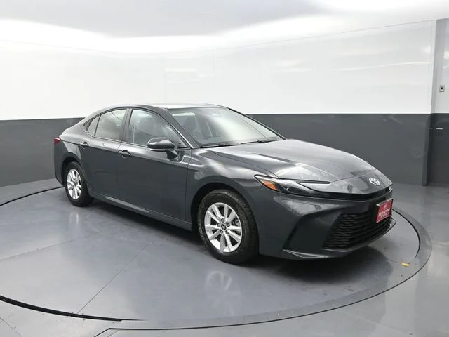 Used 2026  Toyota LE image 10