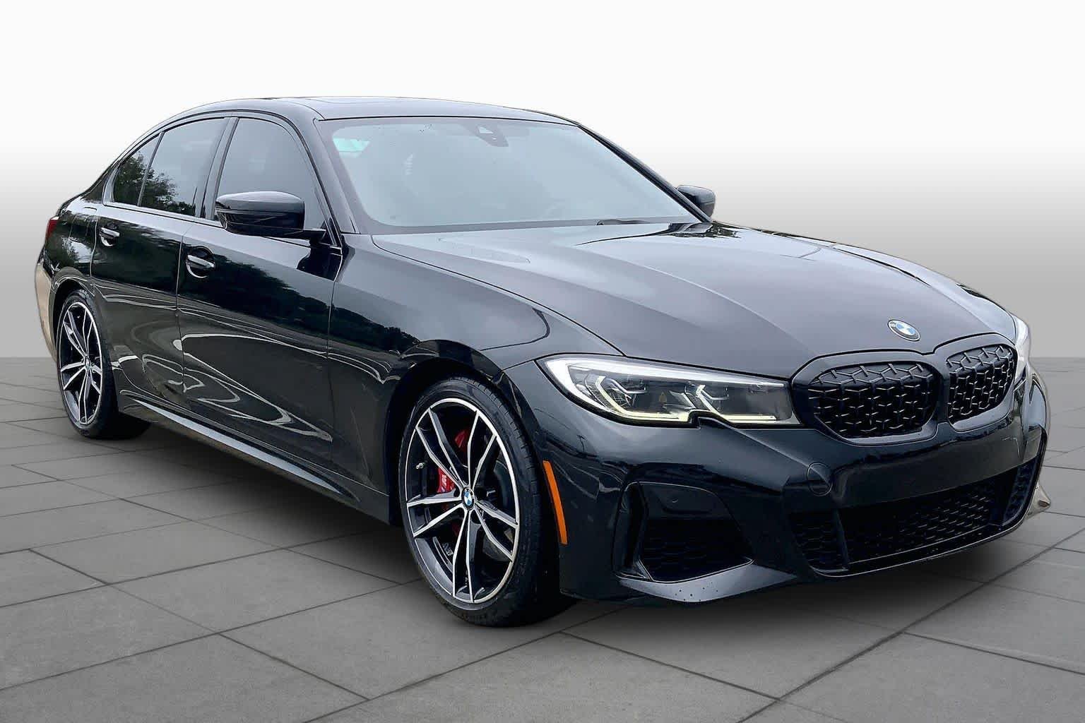 Used 2021 Black Sapphire Metallic BMW M340i image 3