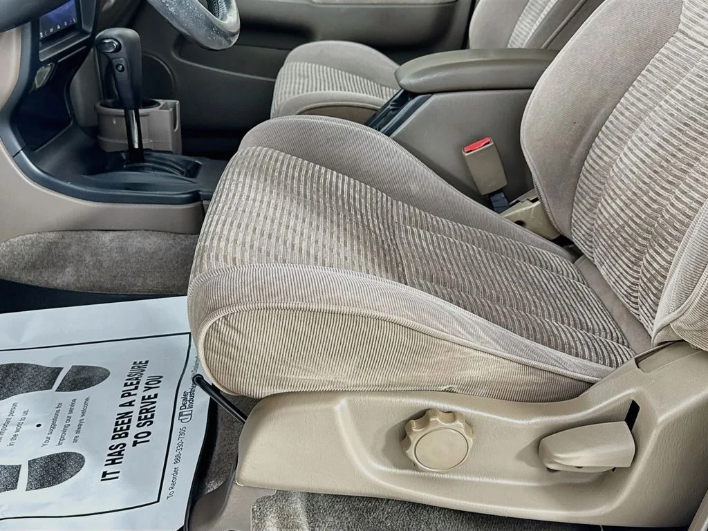 Used 1997  Toyota SR5 image 21