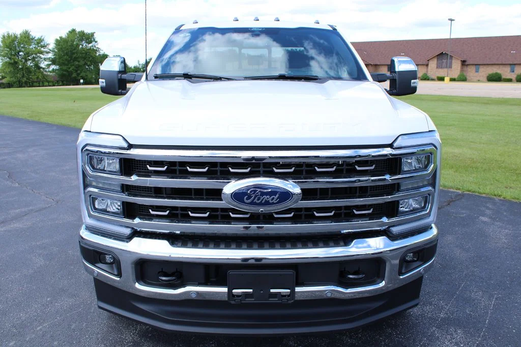 New 2026 Star White Metallic Tri-Coat Ford F-350® King Ranch® image 2