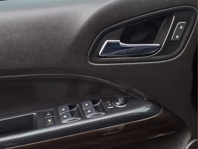 Used 2018 DARK SLATE METALLIC GMC 4WD SLT image 19