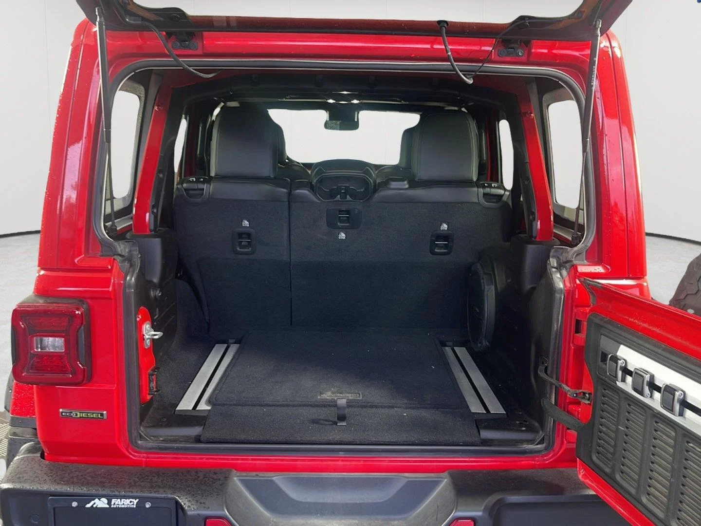 Used 2022 Firecracker Red Clearcoat Jeep Unlimited Rubicon image 12