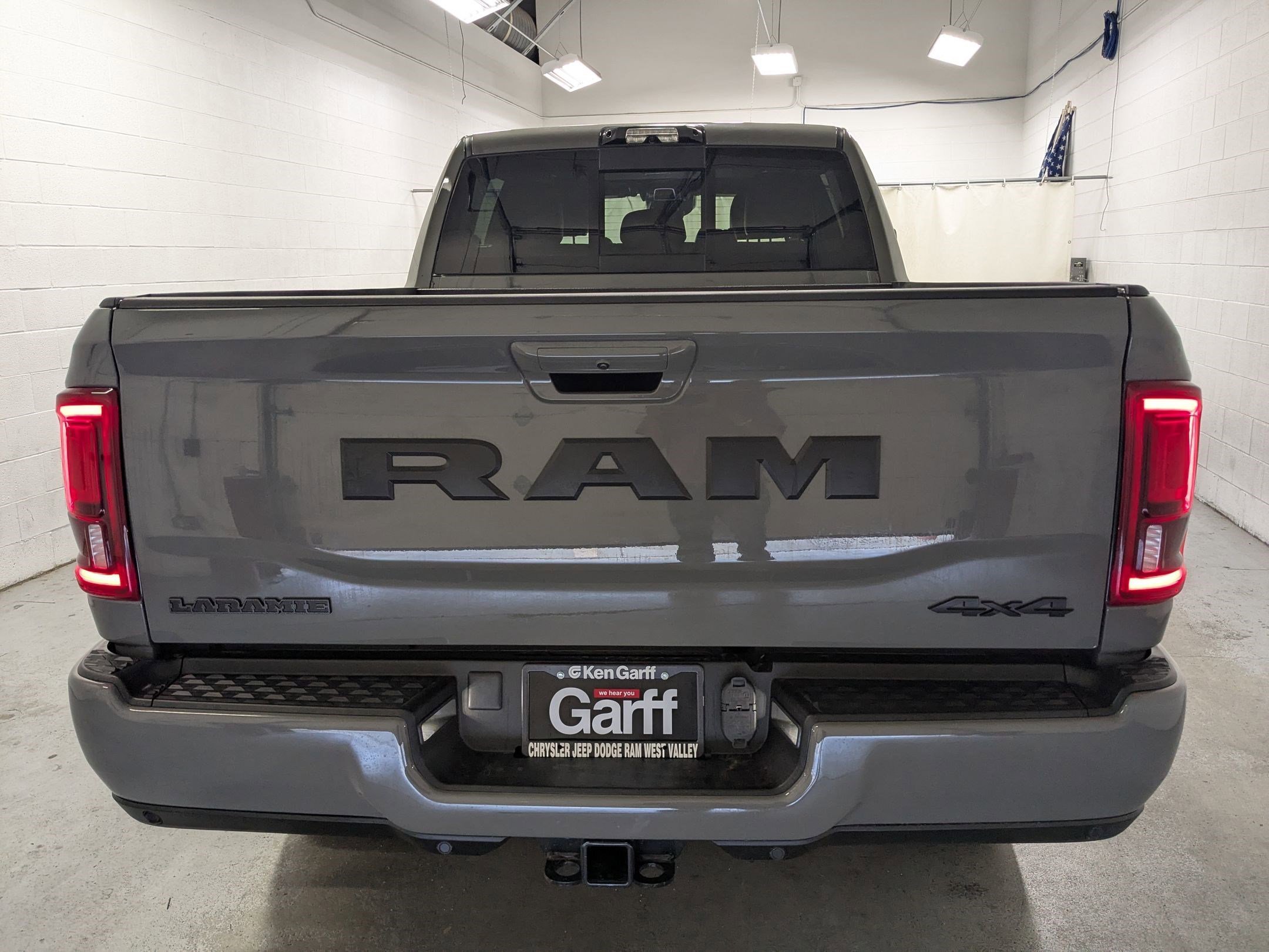 New 2026 Ceramic Gray Clear-Coat Exterior Paint RAM Laramie image 5