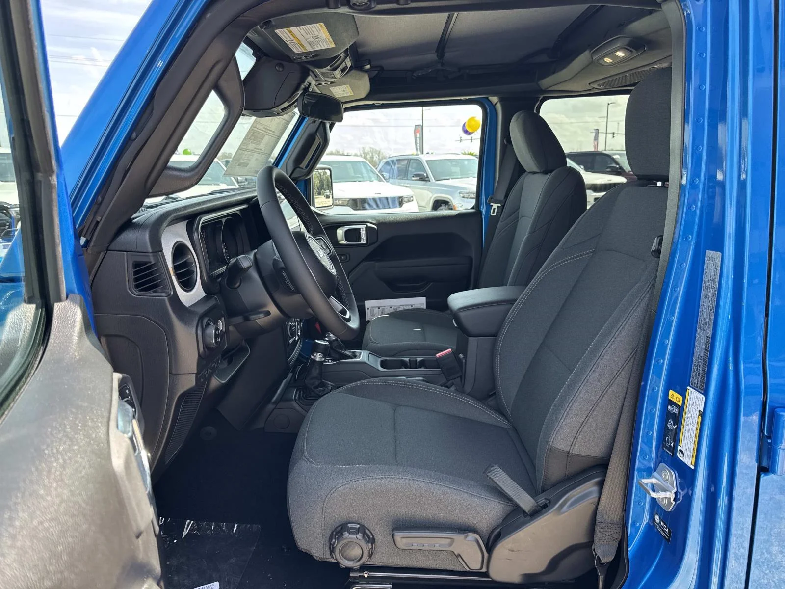 New 2026 Hydro Blue Pearl-Coat Exterior Paint Jeep Sport S image 8