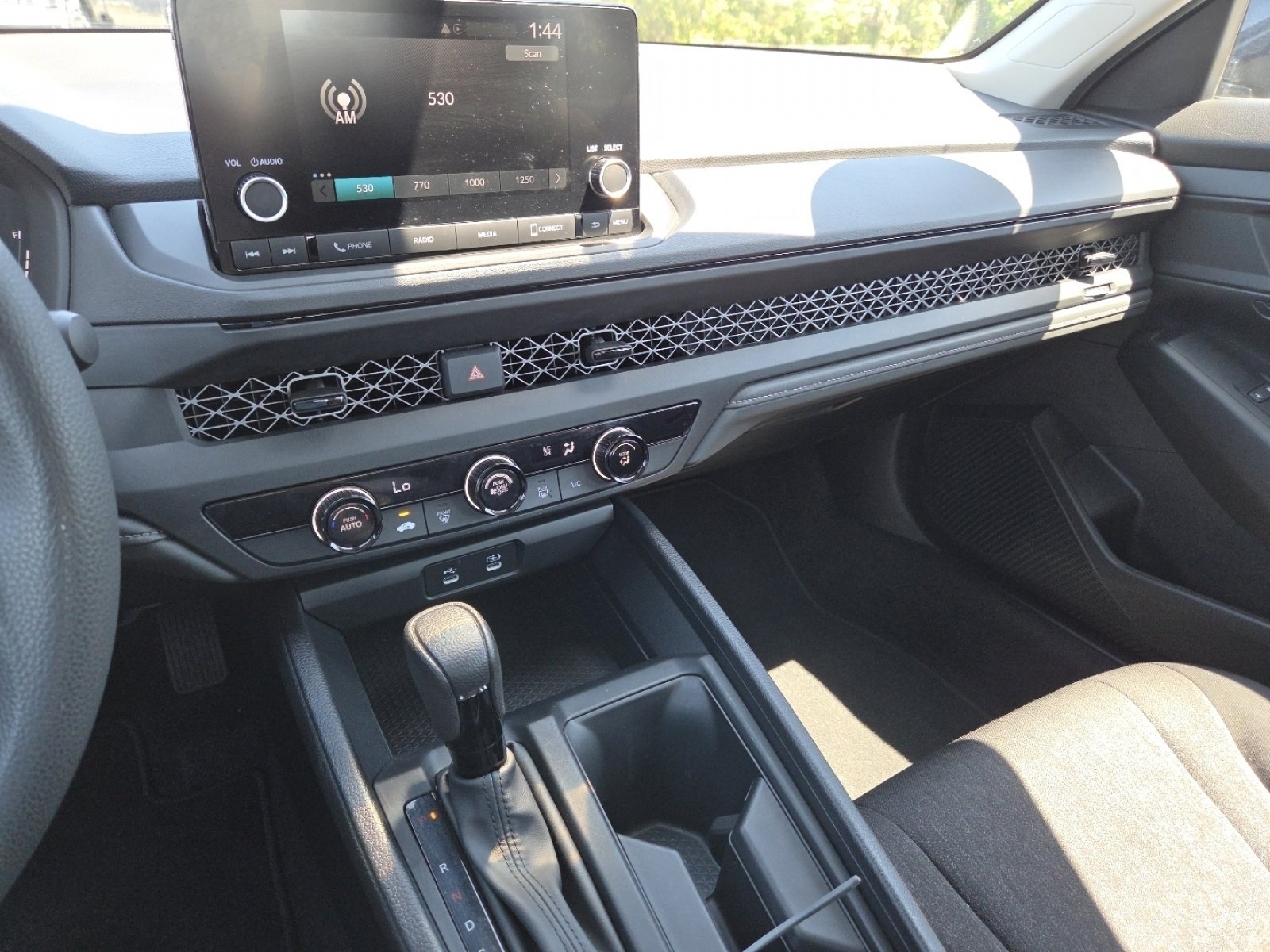 2025 Honda Accord LX - Photo 61