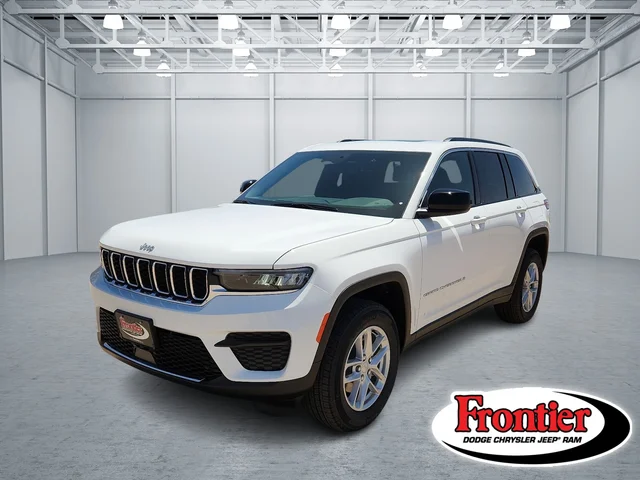 2026 Jeep Grand Cherokee LAREDO X 4X4