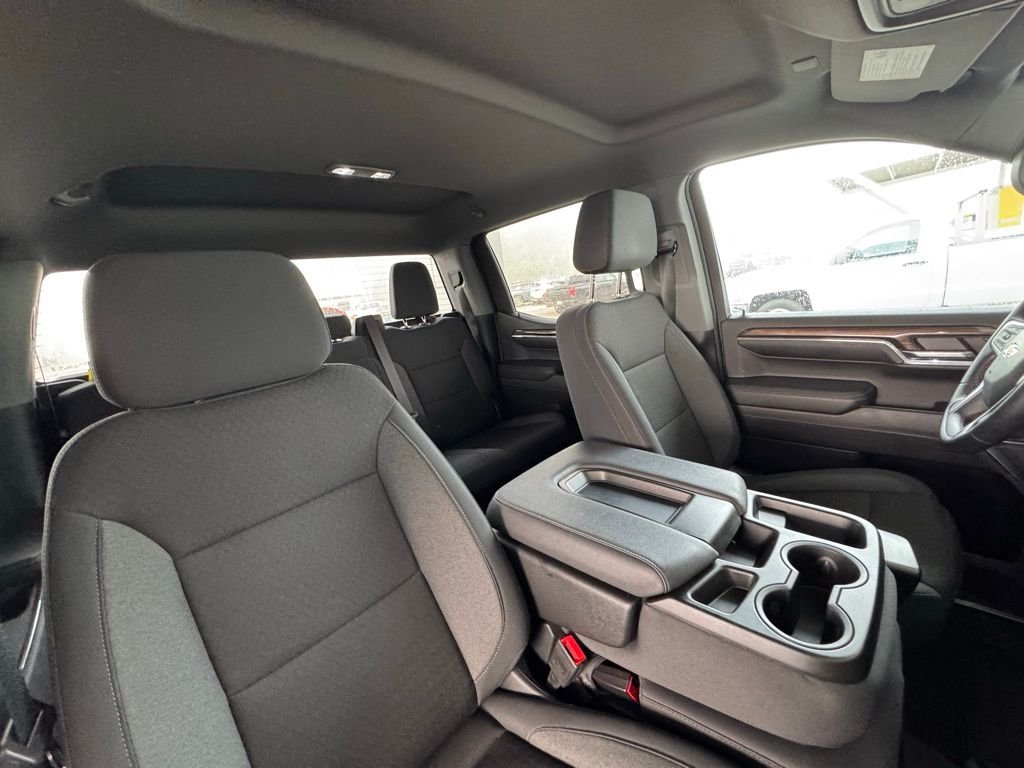 Used 2024 Gray Chevrolet LT image 18