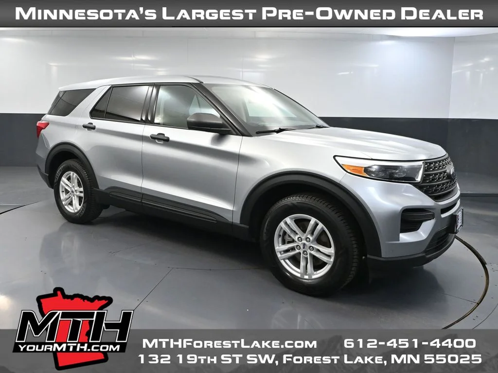 2022 Ford Explorer Base 4WD's photo