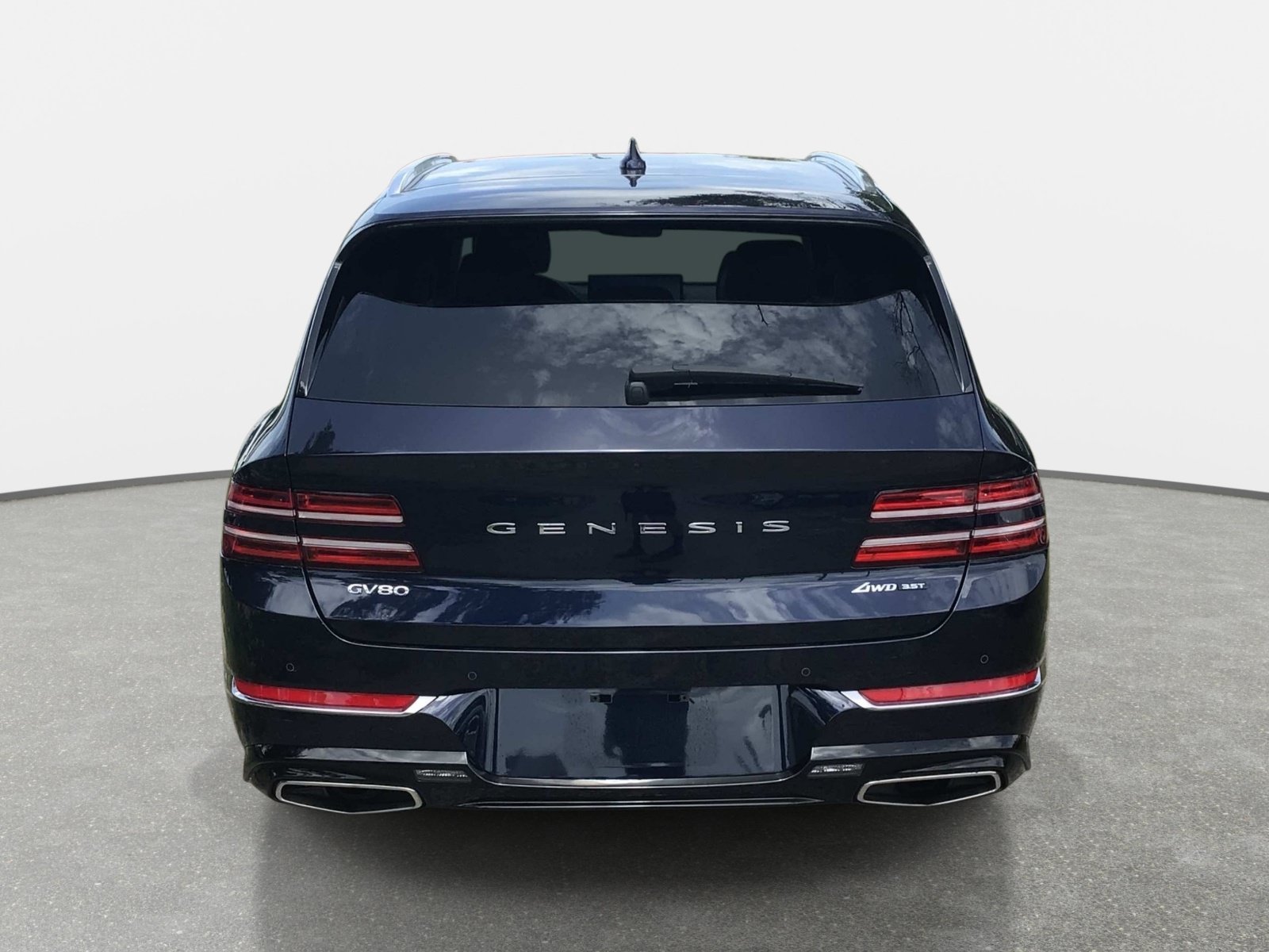 Used 2023 Capri Blue Genesis 3.5T image 5