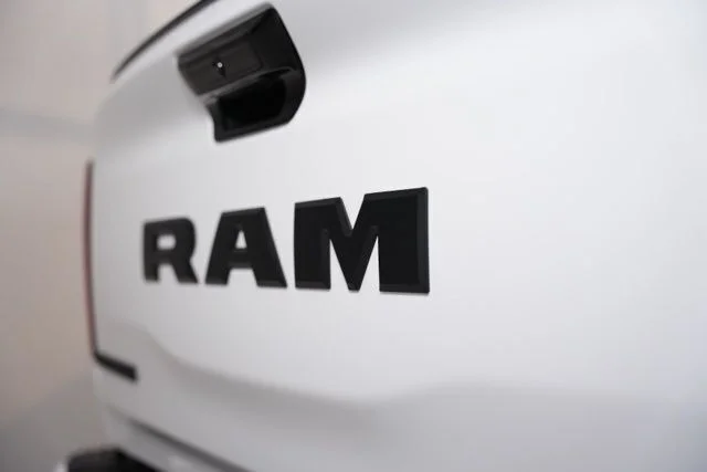 New 2026 Bright White Clear-Coat Exterior Paint RAM Big Horn/Lone Star image 42