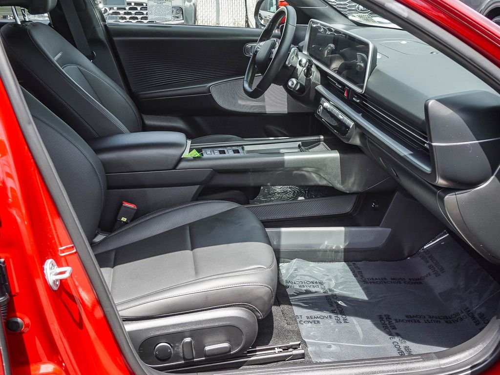 Used 2023 Red Hyundai Limited image 12