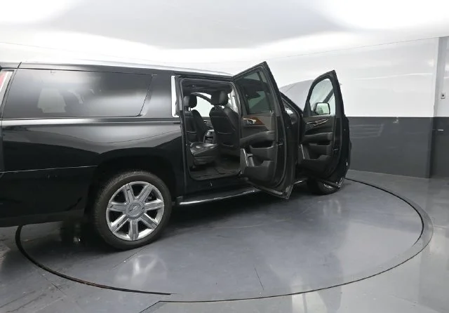 Used 2020 Black Cadillac Premium image 46