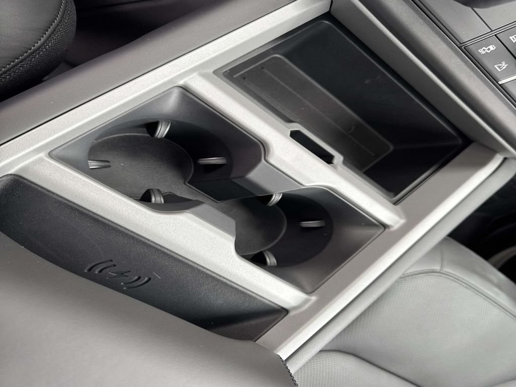 2026 Land Rover Defender V8 - Photo 25