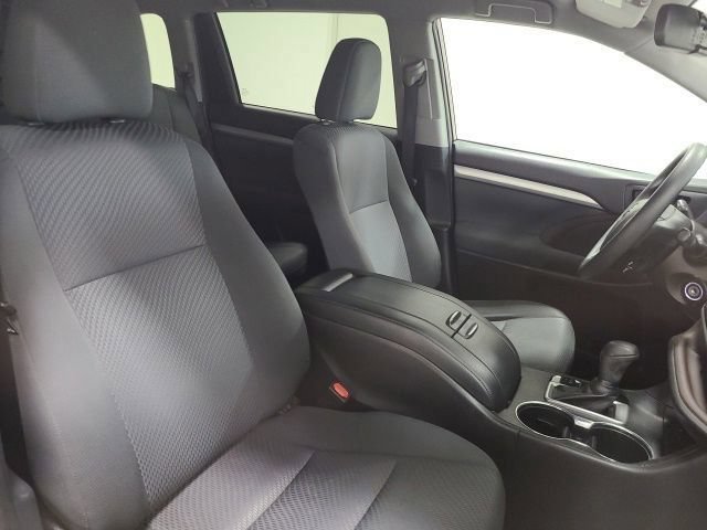 Certified Used 2019 Ooh La La Rouge Mica Toyota LE image 12