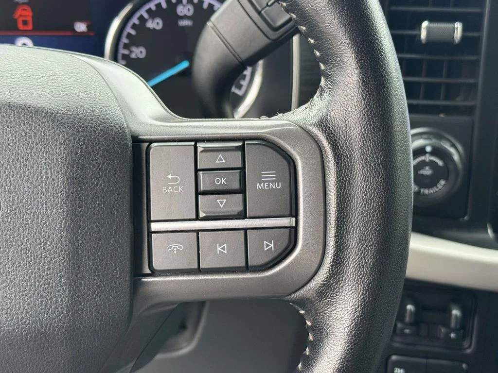 Used 2021 Silver Ford XLT image 24