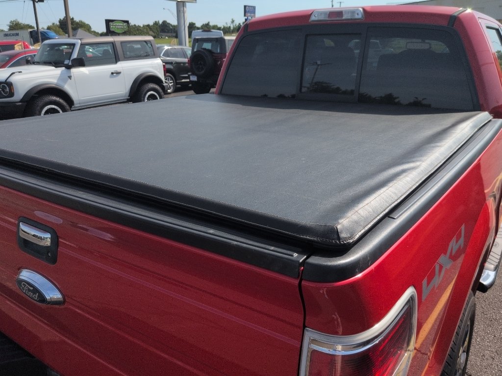 Used 2014 RACE RED Ford XLT image 10