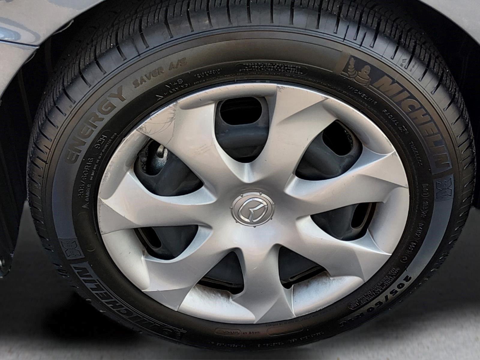 Used 2015 Blue Reflex Mica Mazda i Sport image 11