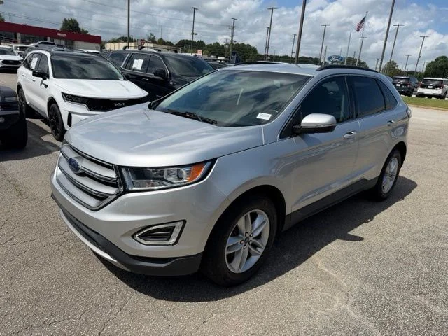 Used 2016 Silver Ford SEL image 2