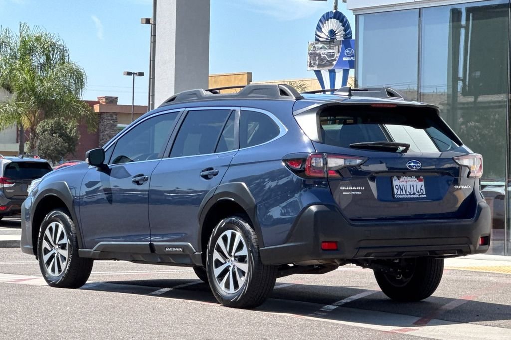 Used 2025 Blue Subaru 2.5i image 9