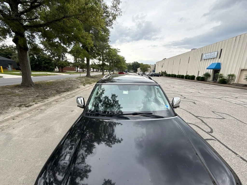 Used 2020 Black Nissan SL image 13