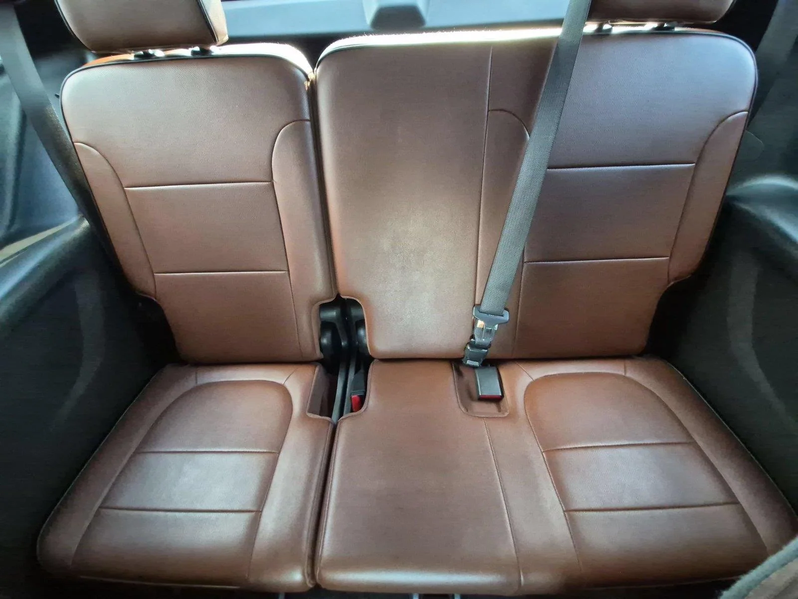 Used 2018 Mosaic Black Metallic Chevrolet High Country image 34