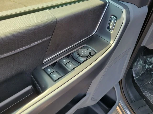 New 2026 Carbonized Gray Metallic Ford XLT image 19