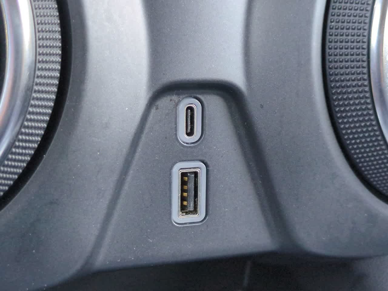 Used 2025 Sterling Gray Metallic Chevrolet LT image 20