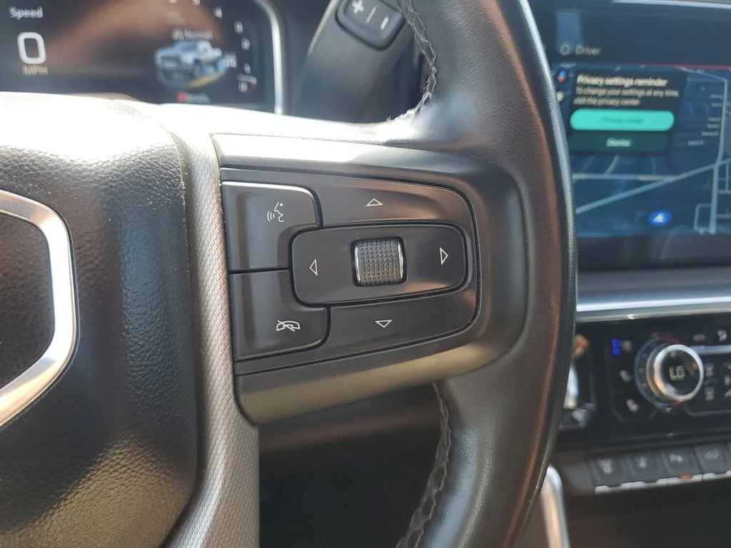 Used 2024 White Frost Tricoat GMC Denali image 22
