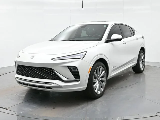 Used 2024 White Frost Tricoat Buick Avenir image 3