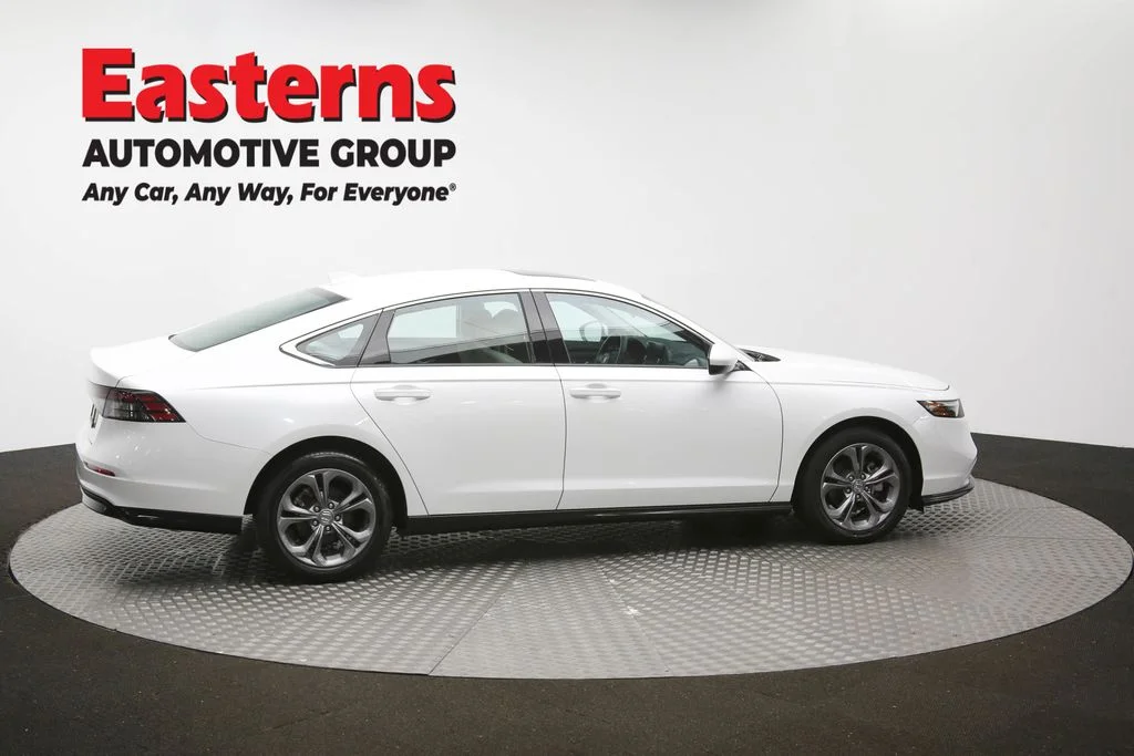 Used 2024 White Honda EX image 43