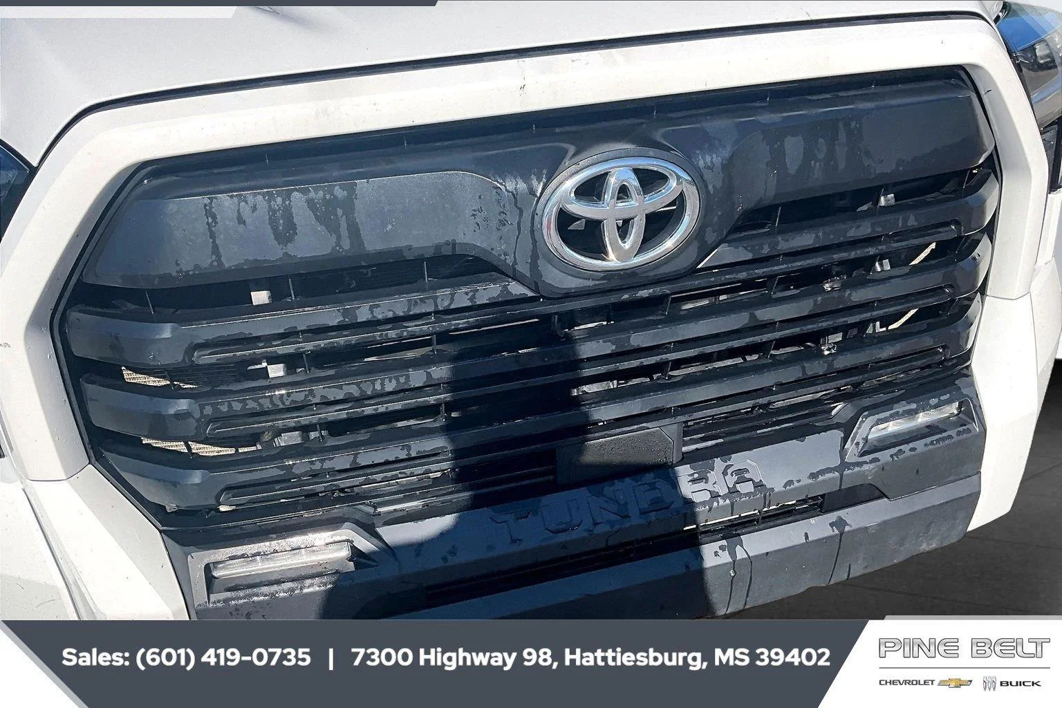 Used 2023 Ice Cap Toyota SR5 image 22