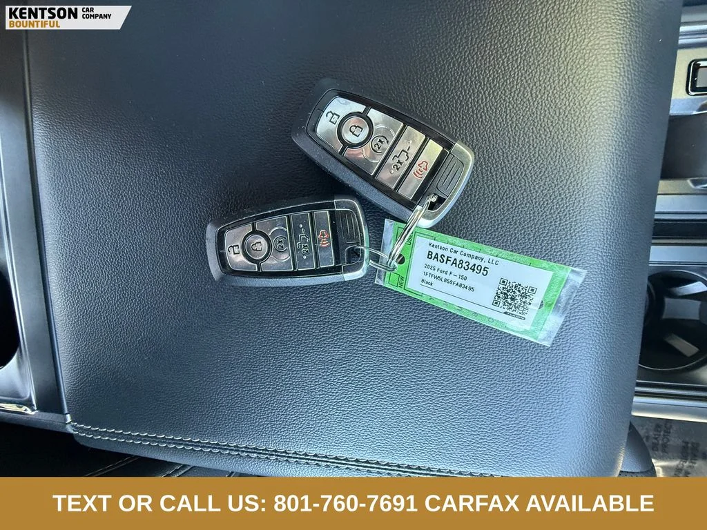 Used 2025 Black Ford Lariat image 39