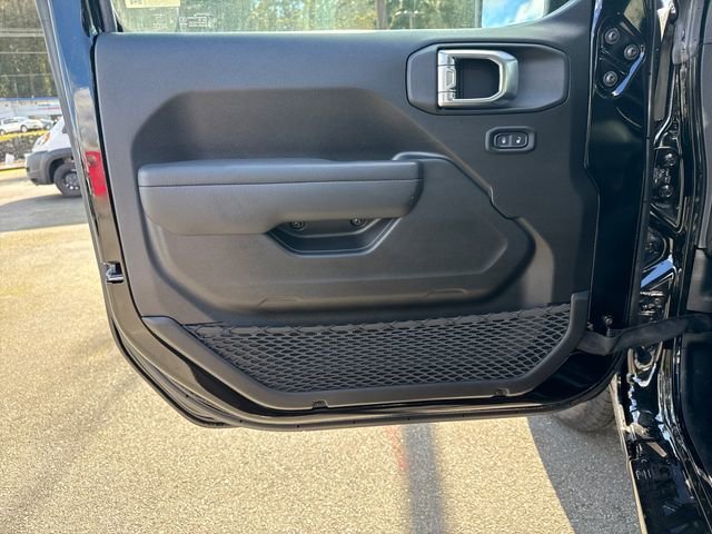 New 2026 Black Clear-Coat Exterior Paint Jeep Sport image 15