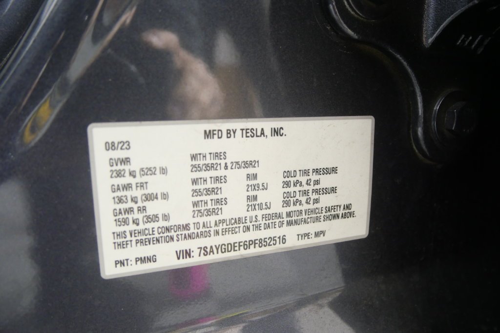 Used 2023  Tesla Performance image 28
