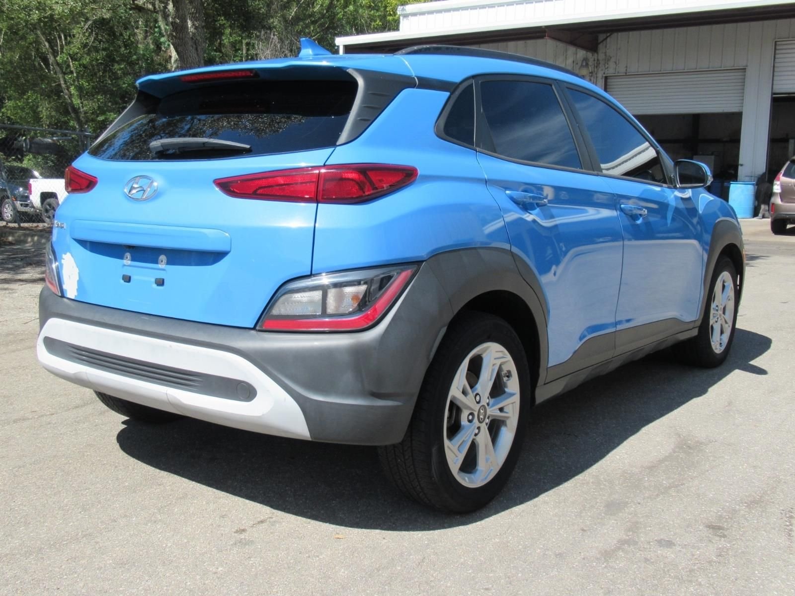 Used 2022 Blue Hyundai SEL image 3